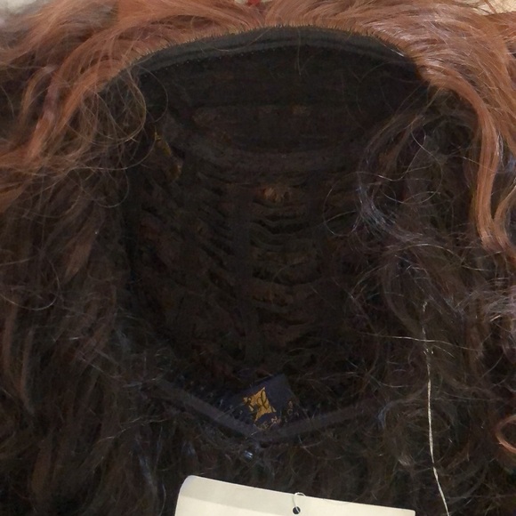 FreeTress Fullcap Drawstring Type Samara Girl Double combed for Secure Hold - Picture 11 of 12